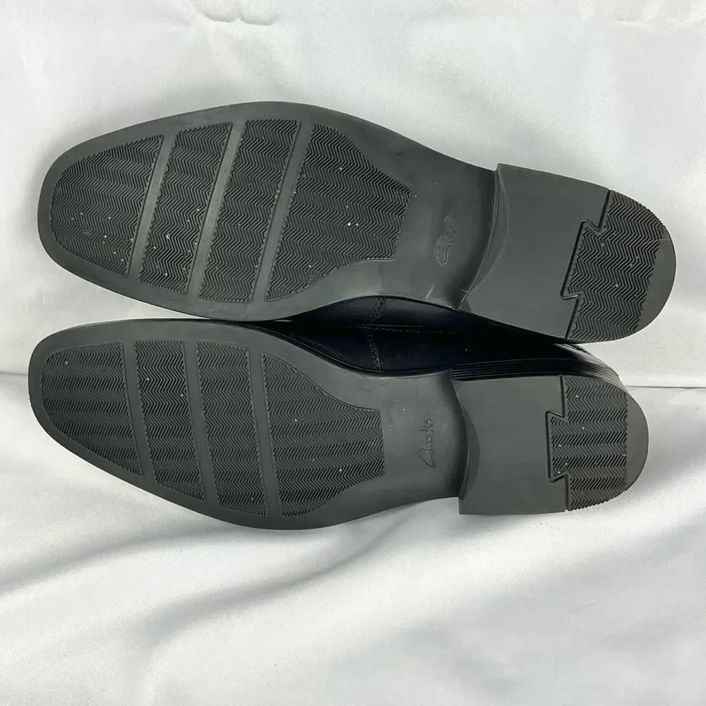 Clarks slipon loafers